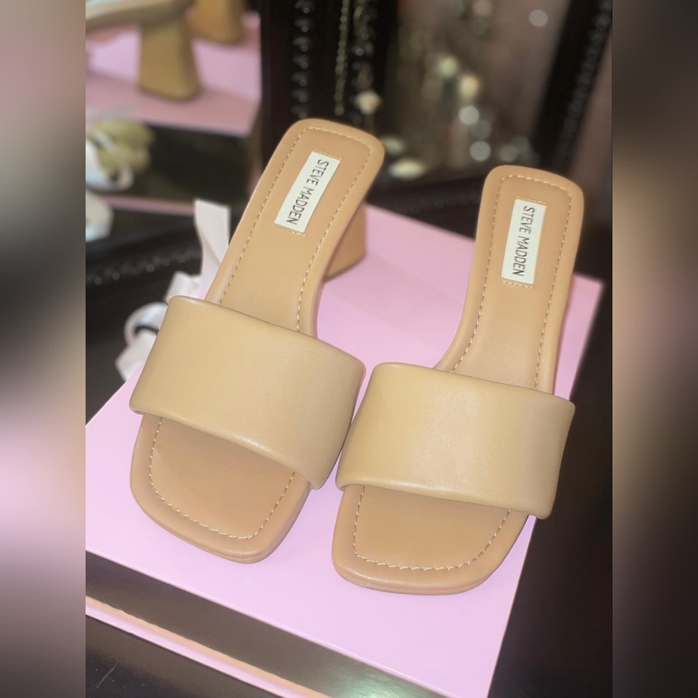 Steve Madden Tan Mules Modern Square Toe